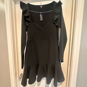 NWT- SUPER CUTE- ruffle shoulder dress